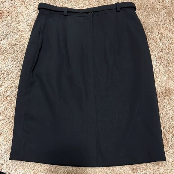 Size 6 Navy Blue w/ Gold Accents emblem Pencil Skirt - Picture 2 of 3